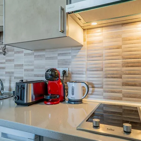 Appartamento Modern With Ocean Views And Heated Pool In Malibu Park