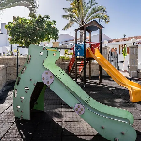 Modern With Ocean Views And Heated Pool In Malibu Park Apartment *